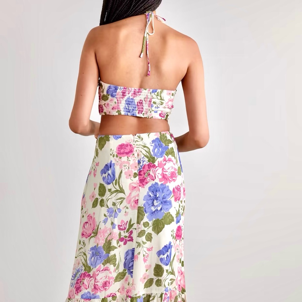 🌺🎉HP🎉🌺 NWT Reformation Riya Cutout Floral Print Halter Dress - Picture 2 of 13
